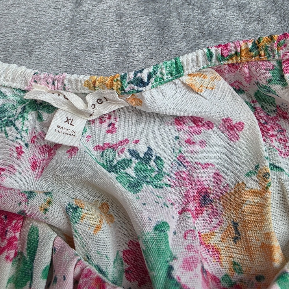 Blu Pepper Women's Floral Cropped Sweetheart Neckline Top Size XL - Picture 2 of 5